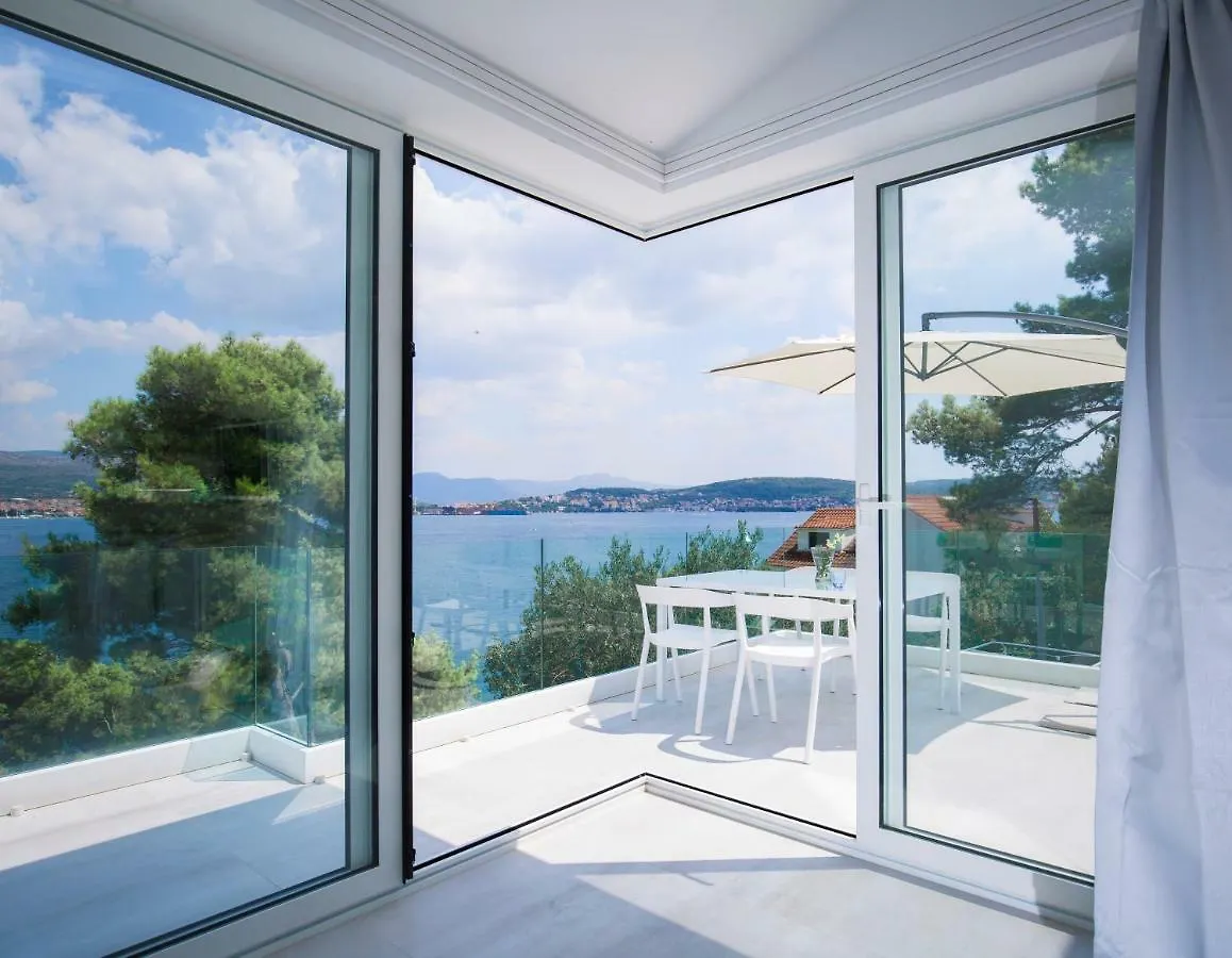 Holiday home Casa Blanca White House Villa Donji Okrug  Croatia