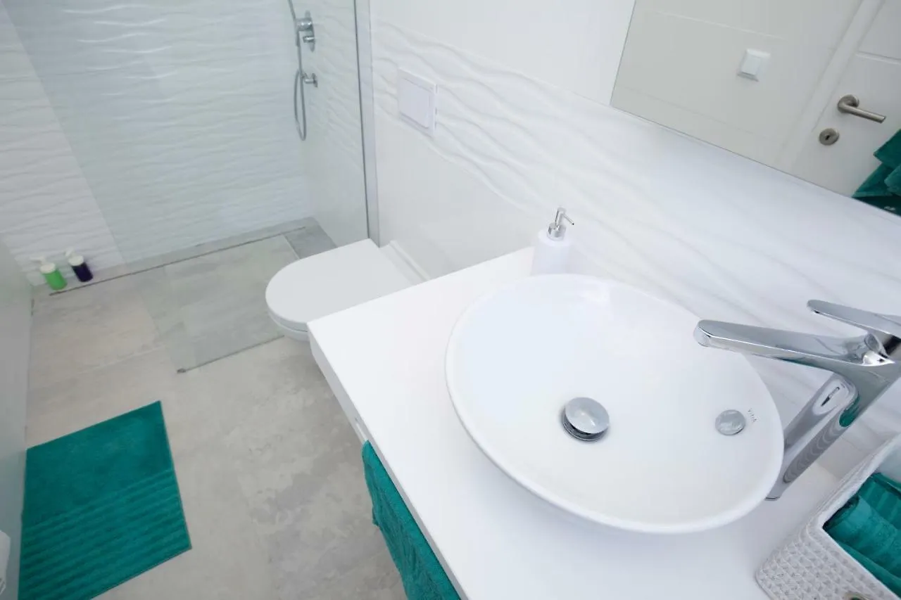 Holiday home Casa Blanca White House Villa Donji Okrug  Croatia